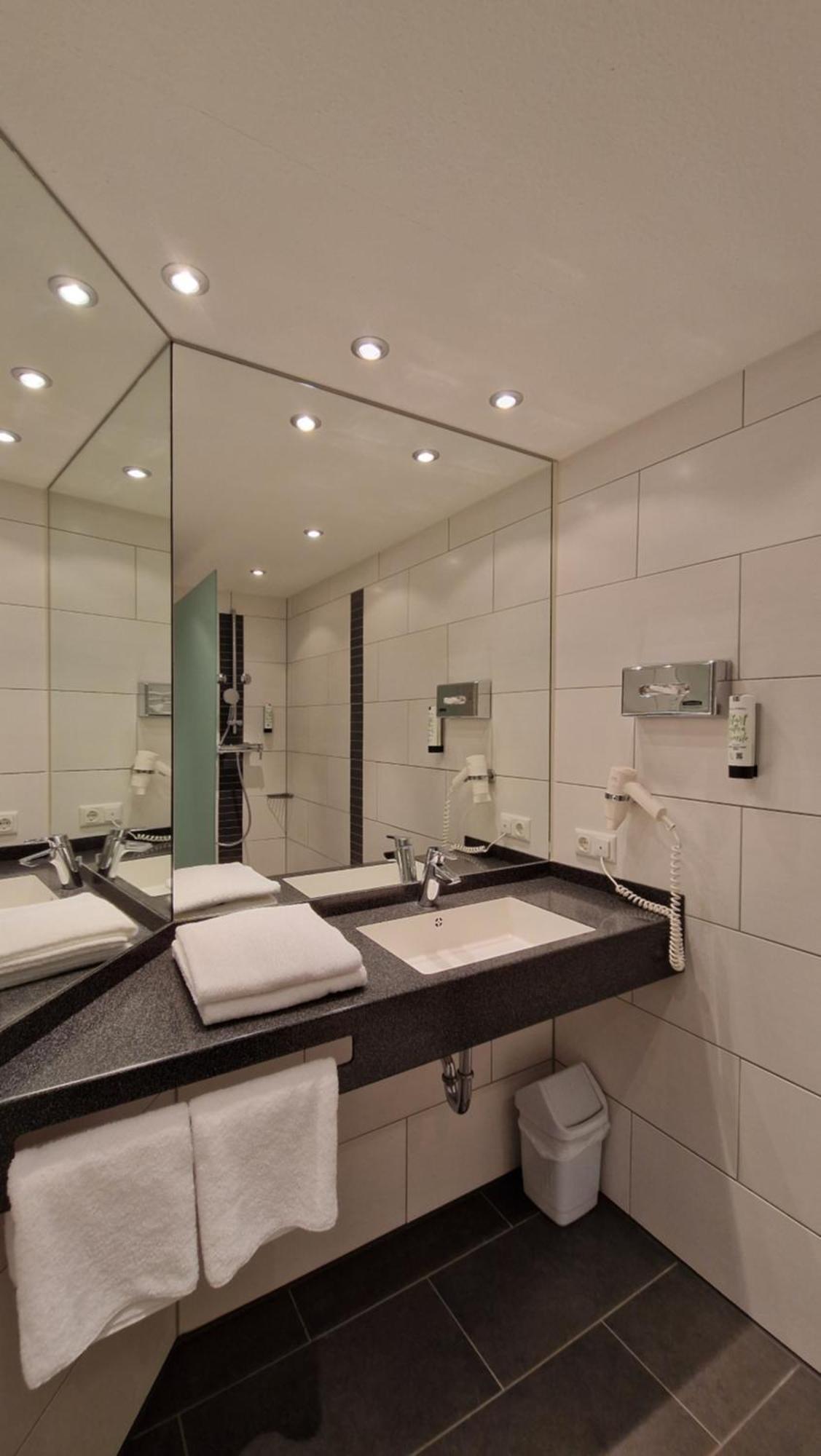 Hotel Sonnenhof Pleinfeld Eksteriør bilde