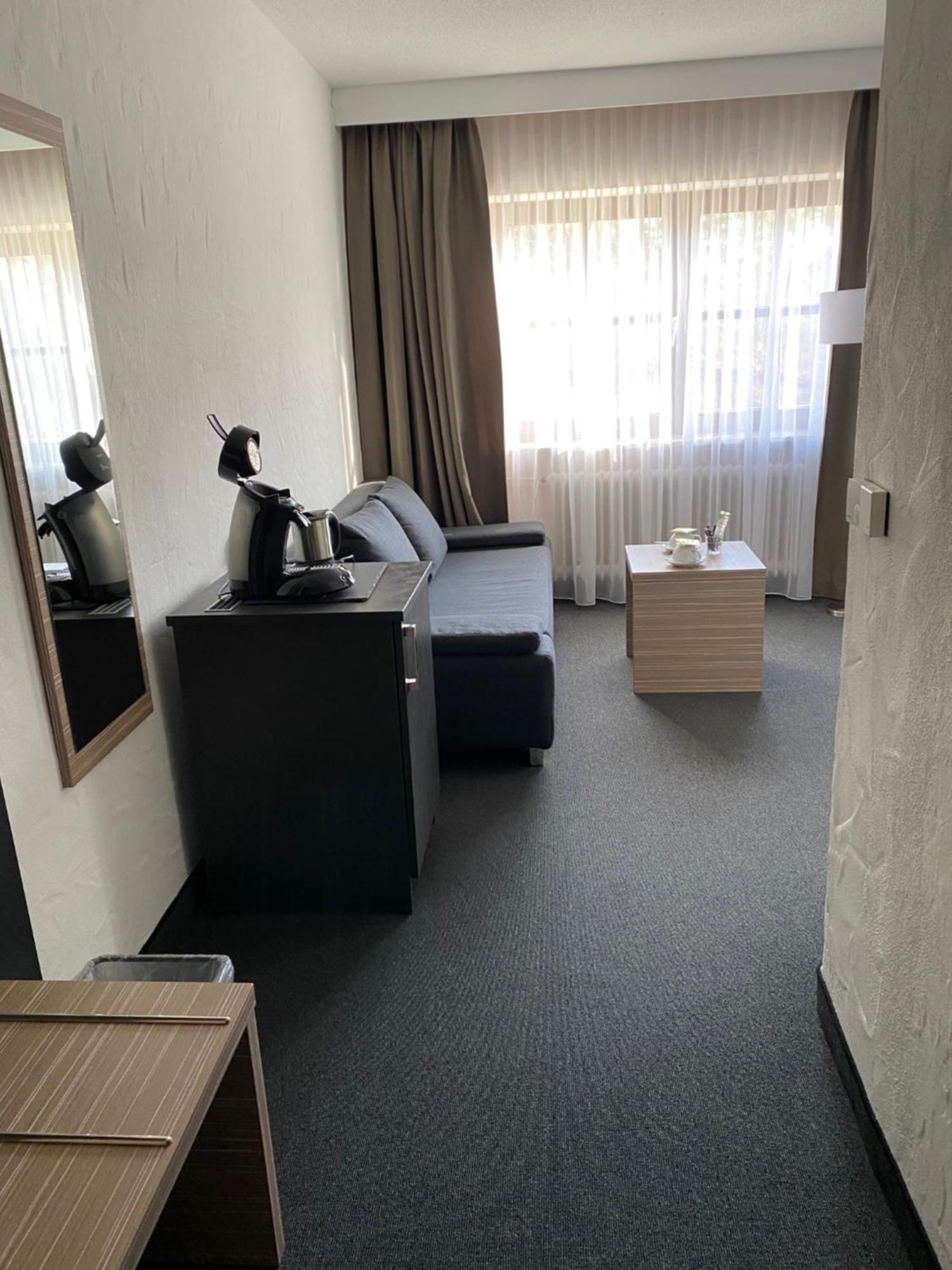 Hotel Sonnenhof Pleinfeld Eksteriør bilde