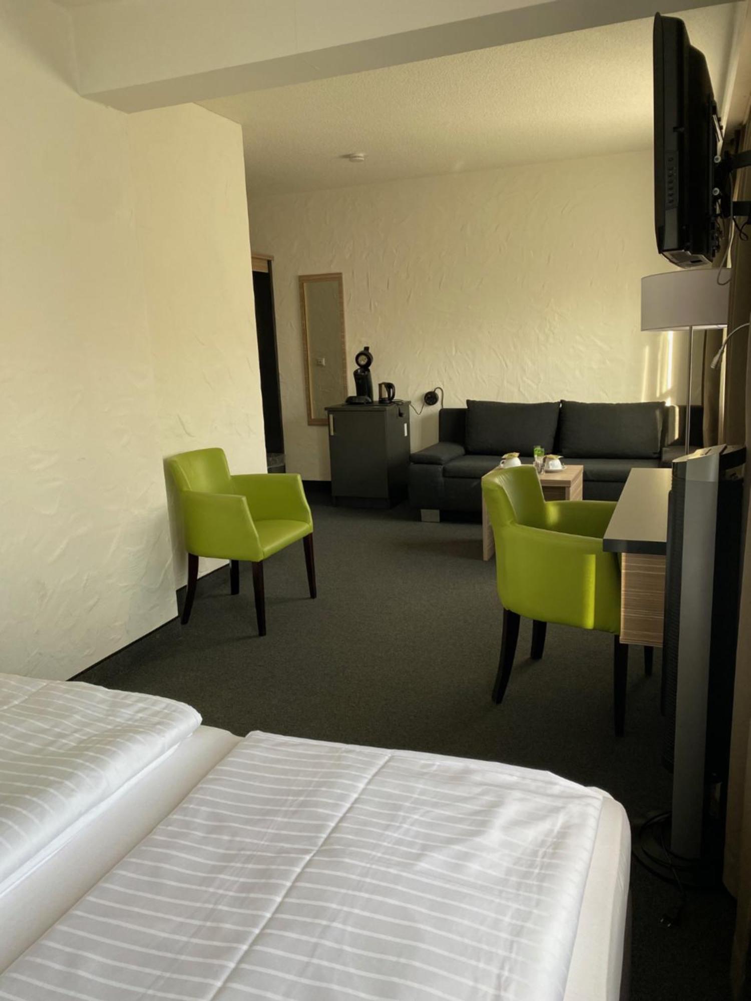 Hotel Sonnenhof Pleinfeld Eksteriør bilde