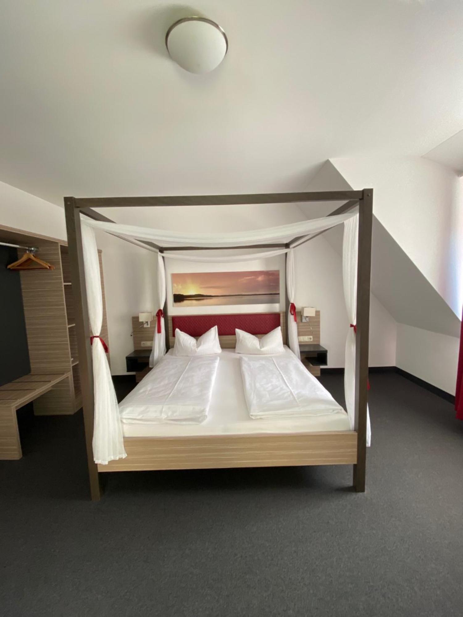 Hotel Sonnenhof Pleinfeld Eksteriør bilde
