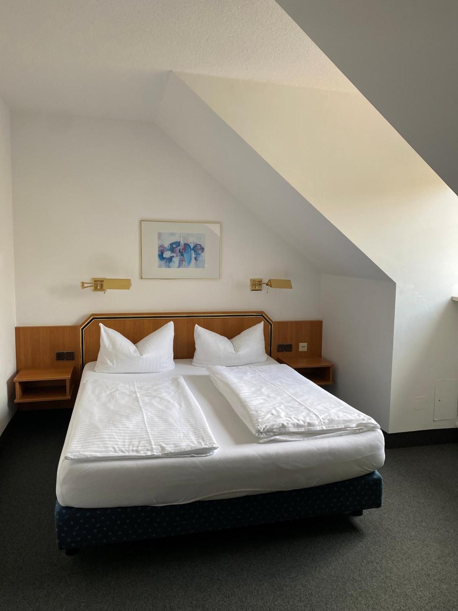 Hotel Sonnenhof Pleinfeld Eksteriør bilde