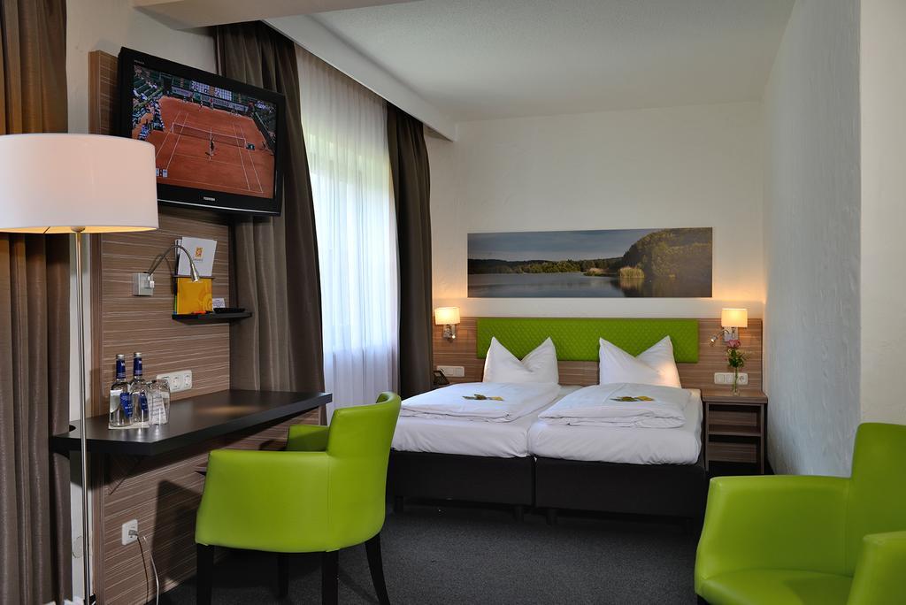 Hotel Sonnenhof Pleinfeld Eksteriør bilde
