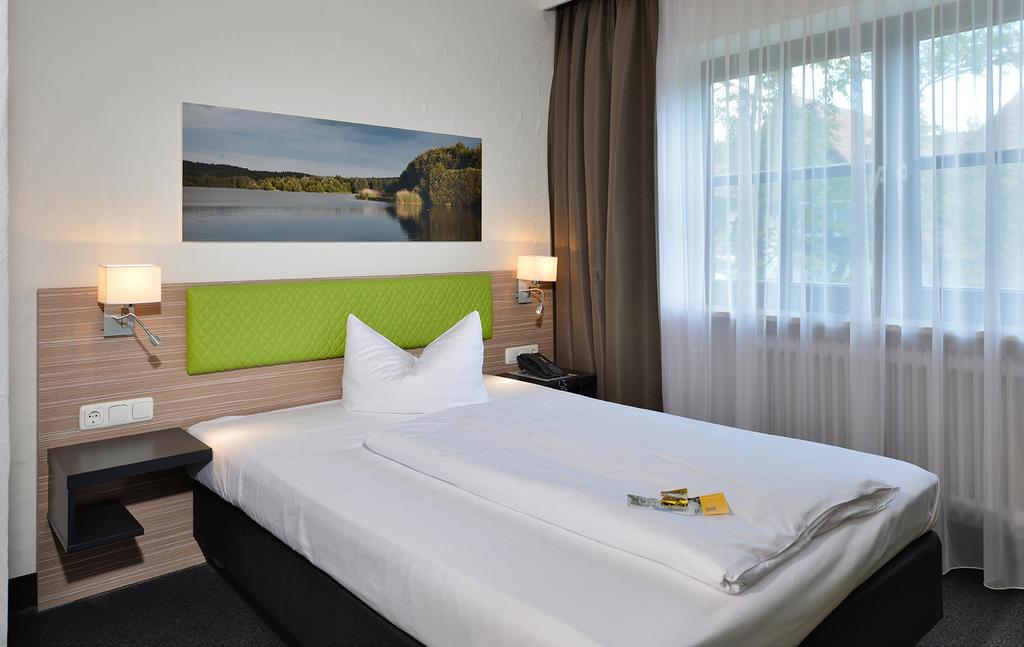 Hotel Sonnenhof Pleinfeld Eksteriør bilde
